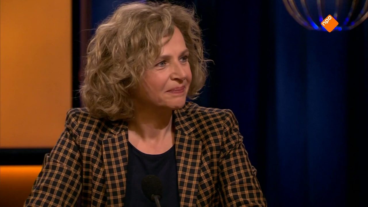 DSM-president Edith Schippers helpt met haar bedrijf bij de productie van hulpmiddelen voor de zorg