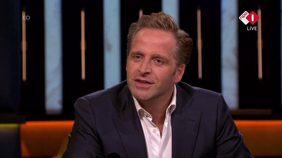 Hugo de Jonge over zijn coronaministerschap