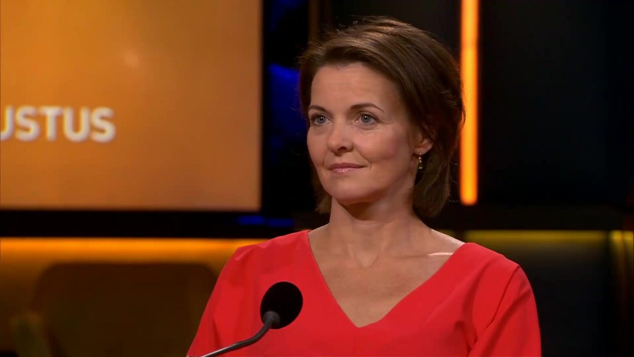 Epidemioloog Patricia Bruijning en politiek verslaggever Xander van der Wulp over de nieuwe maatregelen van het kabinet